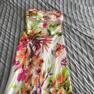 Floral strapless summer dress- Size 4